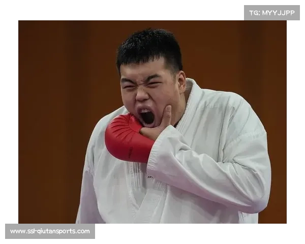 空手道比赛观赏性提升策略分析及吸引年轻观众群体的创新路径 空手道比赛观赏性提升策略分析及吸引年轻观众群体的创新路径