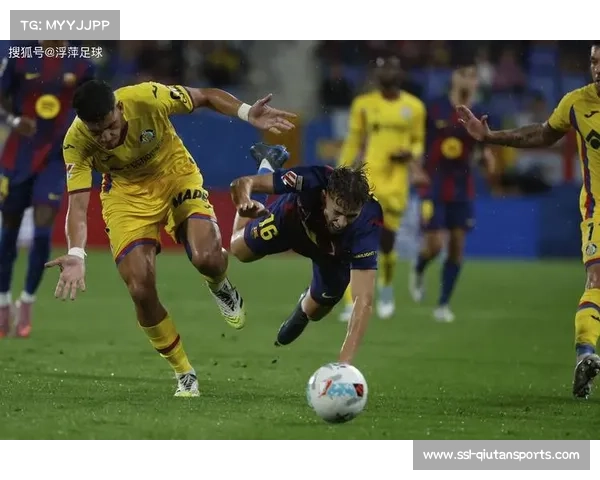 伤病潮侵袭尤文图斯后防线,对阵佛罗伦萨一役防守组织面临挑战